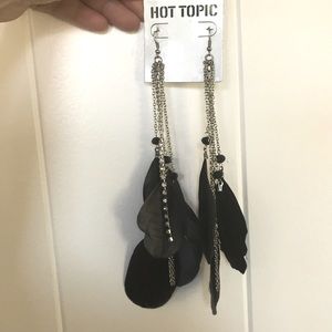 Hot Topic Feather Earrings